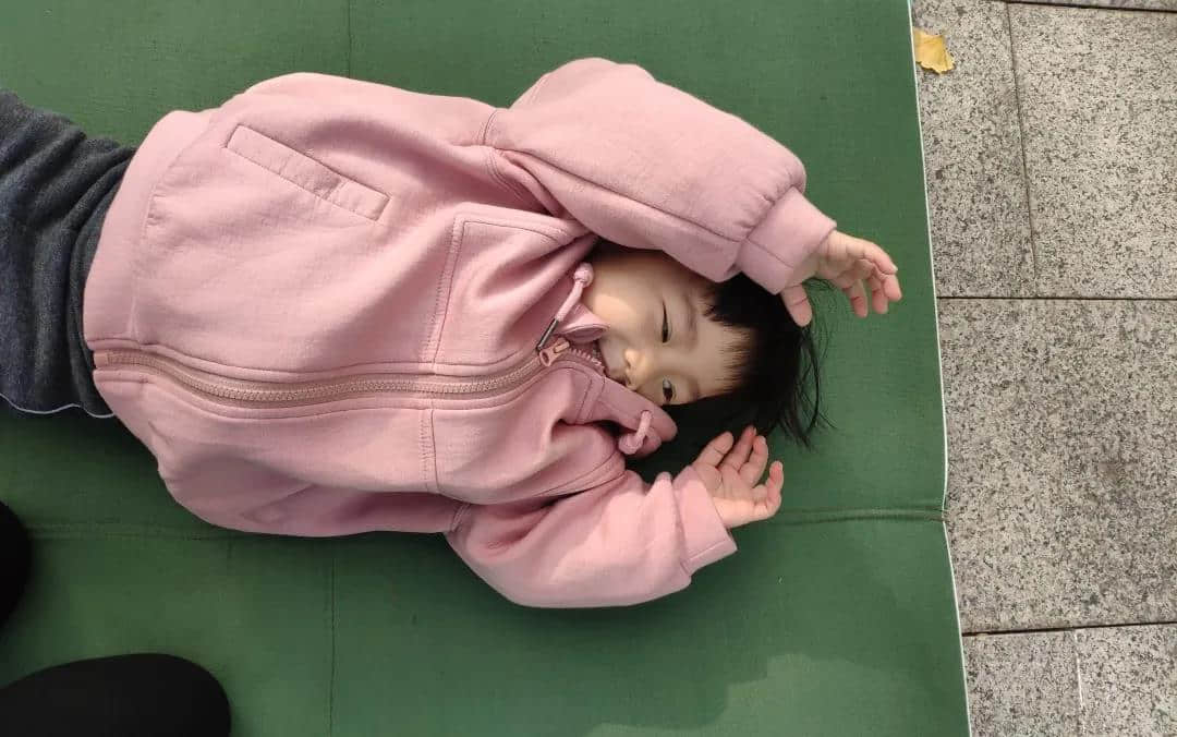 欢“趣”运动 乐享童年 | 幼儿园锻炼进行时 · 配图