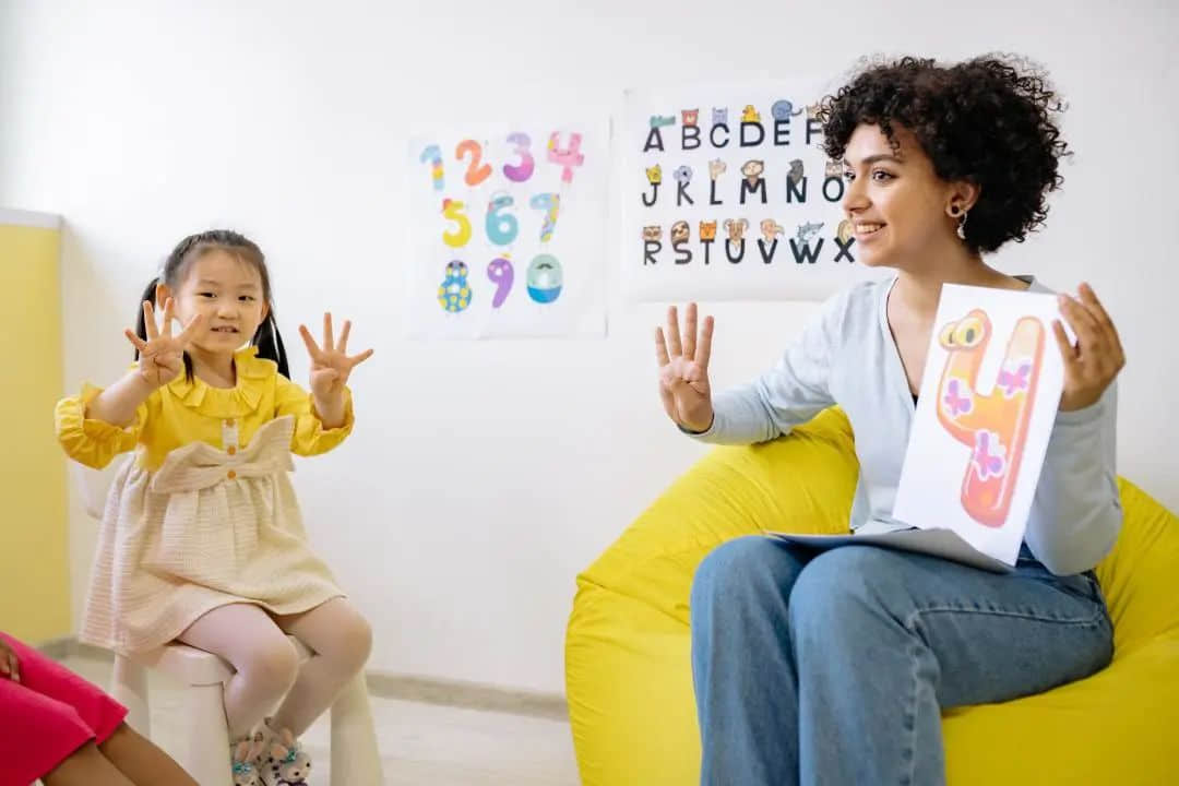 优秀幼儿园园长的一日工作流程（建议收藏） · 配图