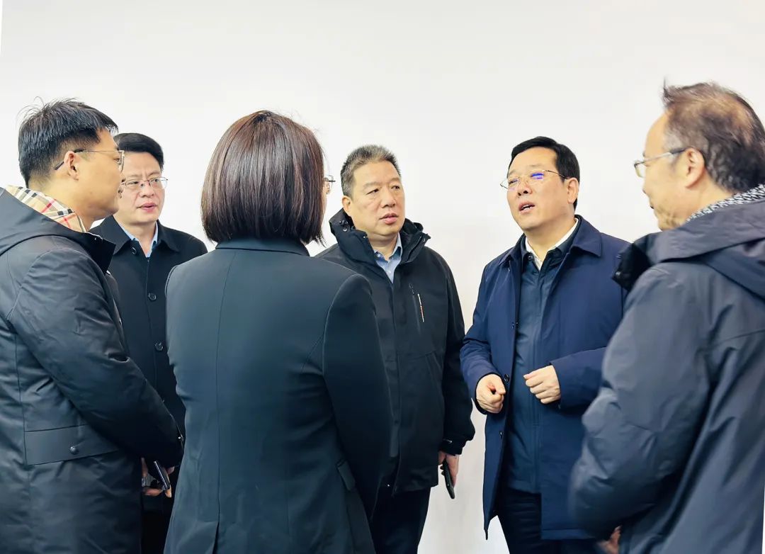 郑州市中原区委书记李晓雷一行调研俐文教育集 · 配图