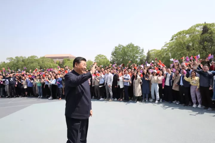 重磅！2021年全国十大教育新闻新鲜出炉 · 配图